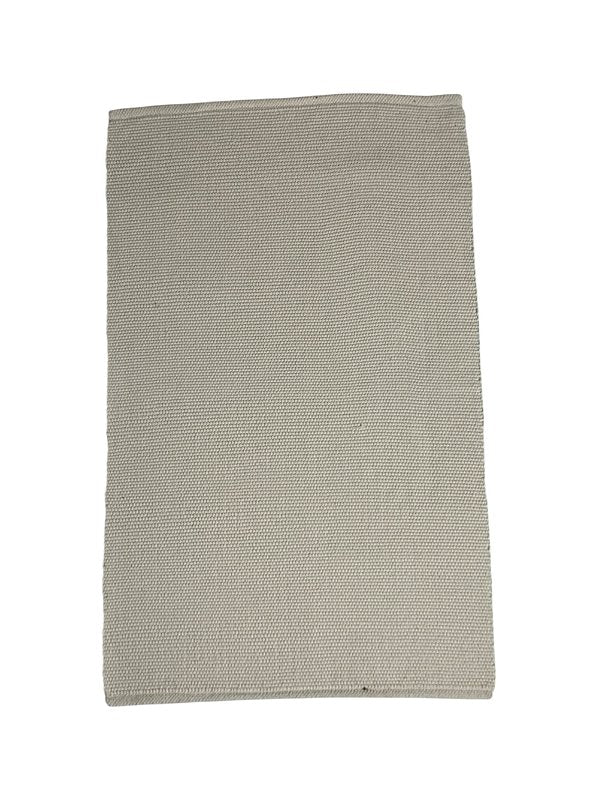 Tapetinho de linha liso cru 50 x 80 cm