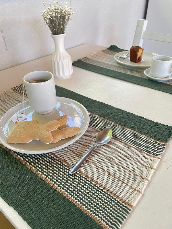 Conjunto Americano Artesanal verde com 7 peças