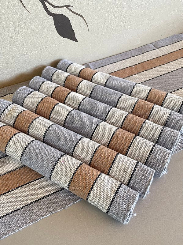 Conjunto Americano Artesanal cinza listras com 7 peças