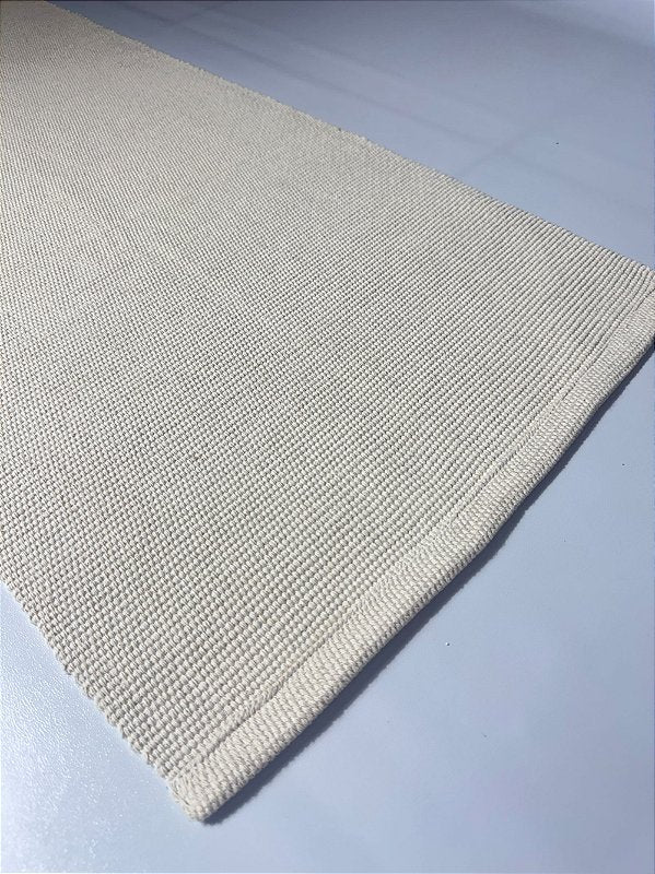 Tapete passadeira de linha liso cru 50 x 150 cm