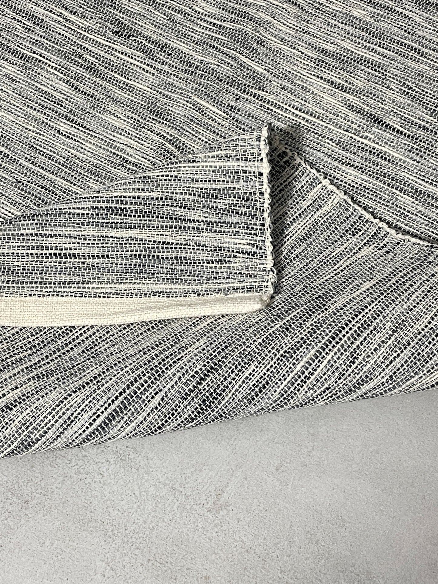 Tapete Blend Nevoa Beira Cama