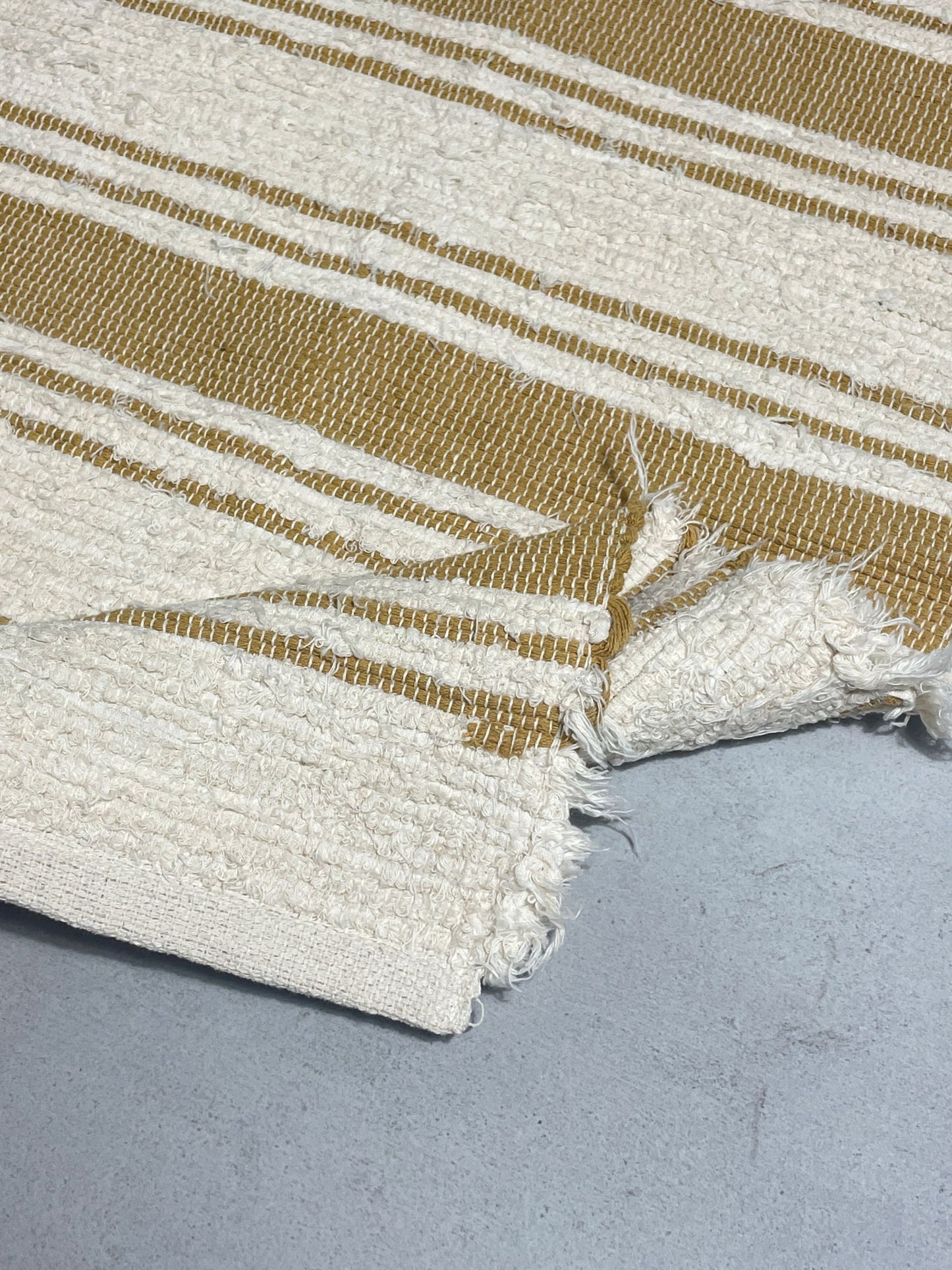 Passadeira Felpuda Mel 50x150