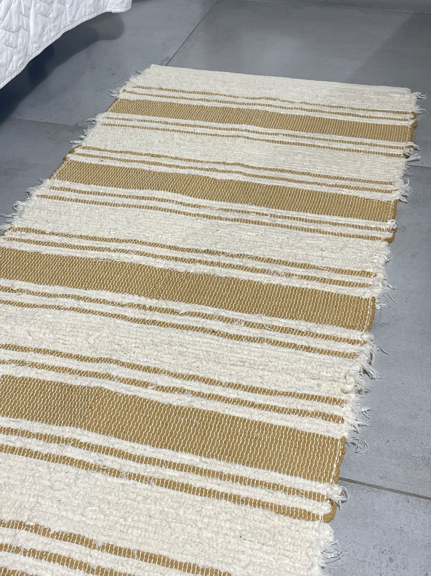 Passadeira Felpuda Mel 50x150