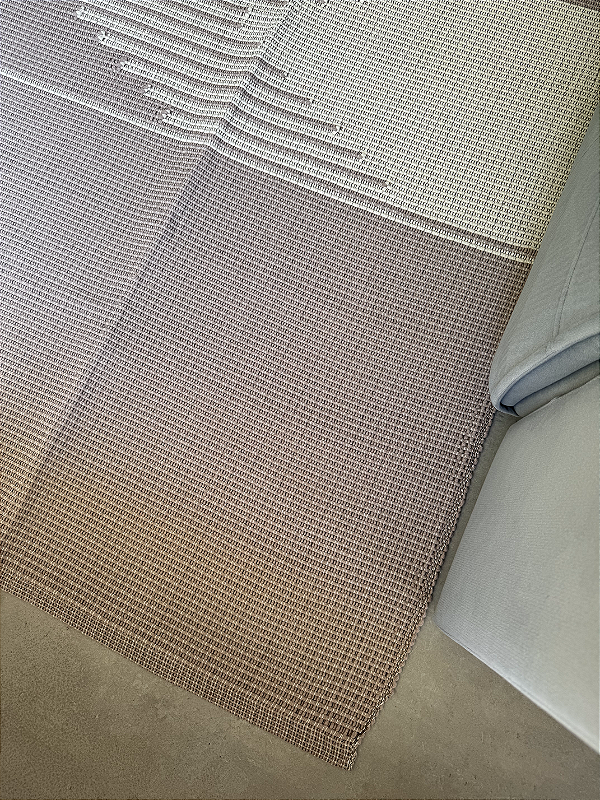 Tapete artesanal algodão maxi areia com cru 200 x 250 cm