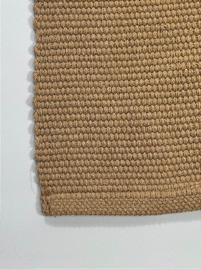 Tapetinho de linha liso caramelo 50 x 80 cm