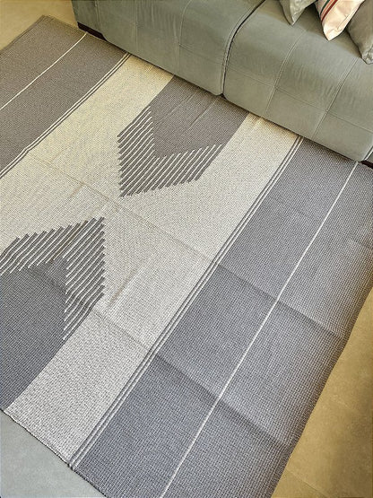 Tapete artesanal algodão clássico duplo cinza com cru 200 x 300 cm