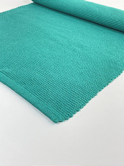 Tapetinho de linha liso esmeralda 50 x 80 cm