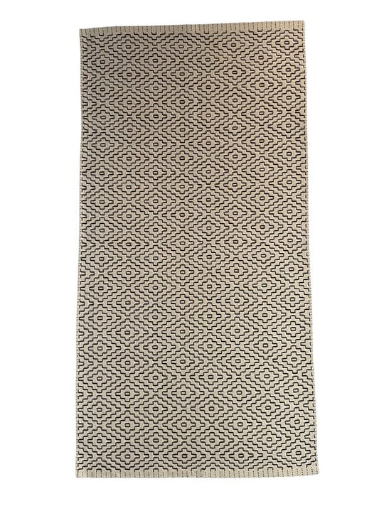 Tapete bordado G caramelo 75 x 140 cm