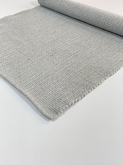 Tapetinho de linha liso cinza 50 x 80 cm